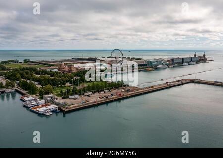 L'impressionnant Navy Pier Banque D'Images