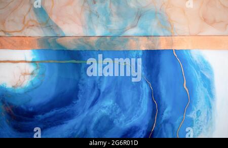 Fait partie de la peinture résine époxy d'art original.Détails de haute qualité.Texture de marbre.Des œuvres d'art fluides pour des bannières modernes, un motif graphique éthéré.Résumé Banque D'Images