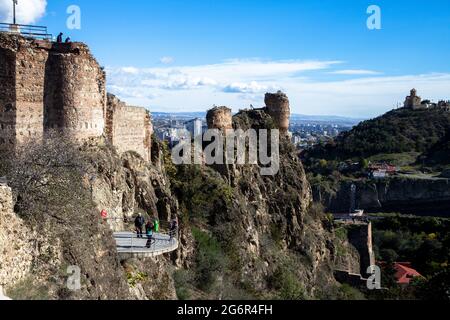 Tbilissi, Géorgie - 11-02-2016:vue de la forteresse de Narikala dans la ville de Tbilissi Banque D'Images