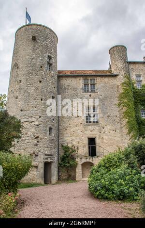 Ancien château historique de la Mothe à Persac en France Banque D'Images