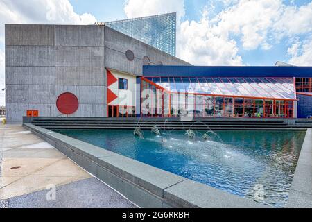 L'aquarium national de Baltimore occupe l'embarcadère 3 (501 East Pratt Street) sur le port intérieur de Baltimore. Banque D'Images