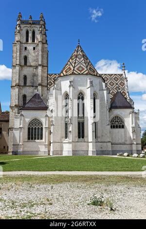 BOURG-en-BRESSE, FRANCE, 29 juin 2021 : vue verticale extérieure du monastère royal de Brou Banque D'Images