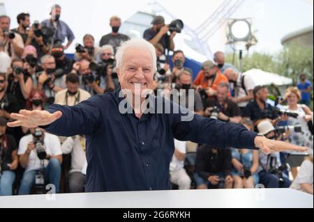 André Dussollier assistant au tout s'est bien passe (tout s'est bien passé) Photocall dans le cadre du 74e Festival international du film de Cannes, le 08 juillet 2021. Photo d'Aurore Marechal/ABACAPRESS.COM Banque D'Images