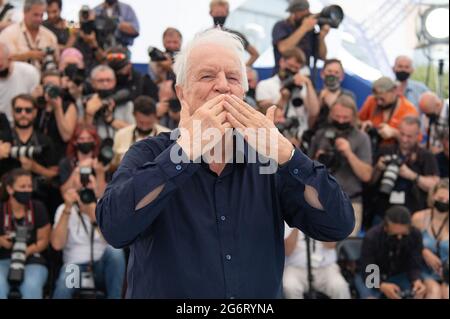 André Dussollier assistant au tout s'est bien passe (tout s'est bien passé) Photocall dans le cadre du 74e Festival international du film de Cannes, le 08 juillet 2021. Photo d'Aurore Marechal/ABACAPRESS.COM Banque D'Images