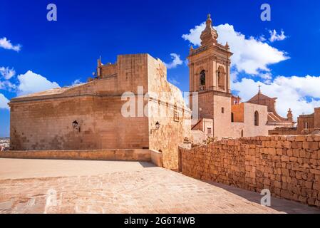 Gozo, Malte - Cittadella de Victoria et cathédrale catholique romaine de l'Assomption Banque D'Images