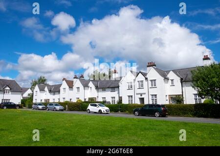 Les travailleurs traditionnels du début des années 1900 abritent une coopérative d'habitation à Rhiwbina Garden Village Cardiff Wales UK KATHY DEWITT Banque D'Images