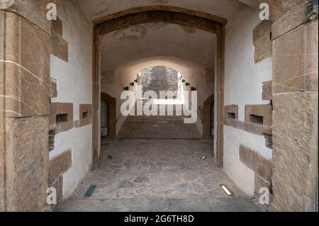 Porte d'entrée forte Belvedere. Peut être vu les échappatoires et les boîtes de sentry. Banque D'Images