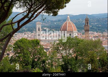 Horizon de Florence. Vue panoramique depuis une terrasse du fort Belvedere. Banque D'Images