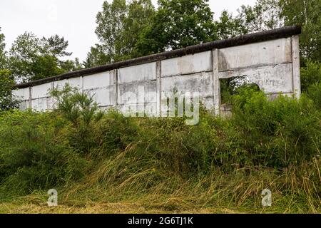 Le village est-allemand de Görsdorf était si proche de la frontière à l'époque de la division allemande qu'il était complètement entouré d'un mur supplémentaire. Schalkau, Allemagne Banque D'Images