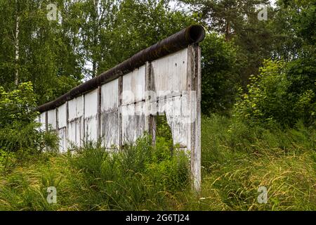 Le village est-allemand de Görsdorf était si proche de la frontière à l'époque de la division allemande qu'il était complètement entouré d'un mur supplémentaire. Schalkau, Allemagne Banque D'Images