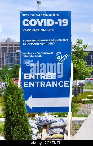 Entrée d'un site de vaccination Covid-19, Montréal, Canada Banque D'Images