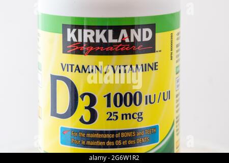 Kirkland Signature vitamine D3 25 mcg en bouteille plastique Banque D'Images