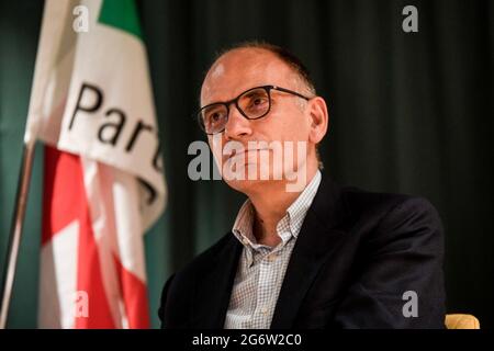 Brescia, Brescia, Italie. 8 juillet 2021. Enrico Letta ancien Premier ministre et actuel secrétaire du Partito Democratico italien lors de la présentation de son livre ''Anima e cacciavite' crédit: Matteo Biatta/ZUMA Wire/Alamy Live News Banque D'Images