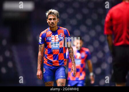 Buriram, Thaïlande. 06e juillet 2021. Philip Roller of Port FC vu en action lors du match du groupe J de la Ligue des champions de l'AFC 2021 entre Port FC et Kitchee SC au stade Buriram. (Note finale; Port FC 1:1Kitchee SC) crédit: SOPA Images Limited/Alay Live News Banque D'Images