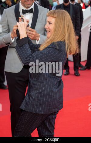 Andrea Arnold assiste à la première de 'tout s'est bien passé' lors du 74e Festival annuel du film de Cannes au Palais des Festivals de Cannes, France, le 07 juillet 2021. Banque D'Images
