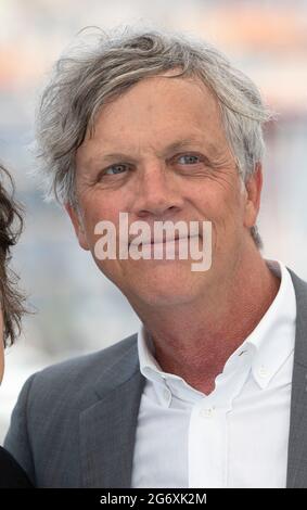 Todd Haynes pose au photocall du 'Velvet Underground' lors du 74e Festival annuel de Cannes au Palais des Festivals de Cannes, France, le 08 juillet 2021. Banque D'Images