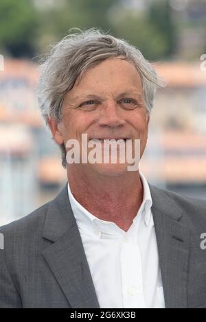 Todd Haynes pose au photocall du 'Velvet Underground' lors du 74e Festival annuel de Cannes au Palais des Festivals de Cannes, France, le 08 juillet 2021. Banque D'Images