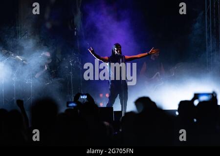 Photo du premier grand concert après les restrictions de la COVID dans la salle Zagreb, du groupe industriel slovène Laibach, juillet 2012. Banque D'Images