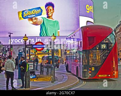 Piccadilly Circus, Londres, UK Banque D'Images