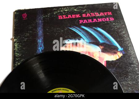 Paranoid est le deuxième album studio du groupe de rock anglais Heavy Metal Black Sabbath. Couverture de l'album Banque D'Images