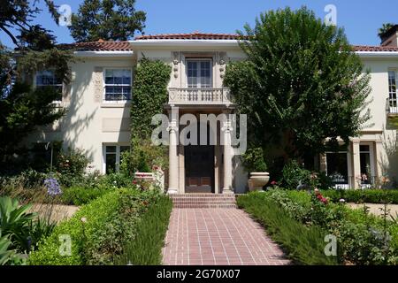 Los Angeles, Californie, États-Unis 9 juillet 2021 UNE vue générale de l'atmosphère de l'acteur John Barrymore et de l'actrice Dolores Costello ancien domicile/maison au 454 S. Windsor Blvd le 9 juillet 2021 à Los Angeles, Californie, États-Unis. Photo par Barry King/Alay stock photo Banque D'Images