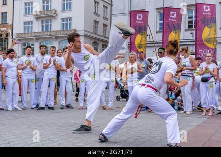 Spectacle de capoeira à Cracovie (Pologne) Banque D'Images