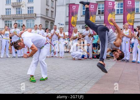 Spectacle de capoeira à Cracovie (Pologne) Banque D'Images