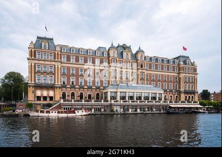 BERLIN, ALLEMAGNE - septembre 2018 : Chevrolet Chevelle 1968 en noir devant d'autres voitures classiques Banque D'Images