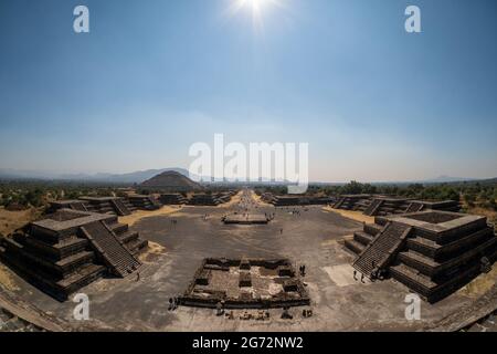 Pyramide du Soleil à l'ancienne ville aztèque de Teotihuacan près de Mexico, Mexique. Banque D'Images