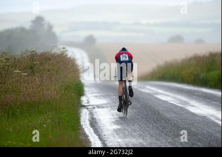 Pewsey, Angleterre. 10 juillet 2021. John Roberts, Identity Racing aux championnats britanniques juniors de essais de temps nationaux de cyclisme. Credit: David Partridge/Alamy Live News Banque D'Images