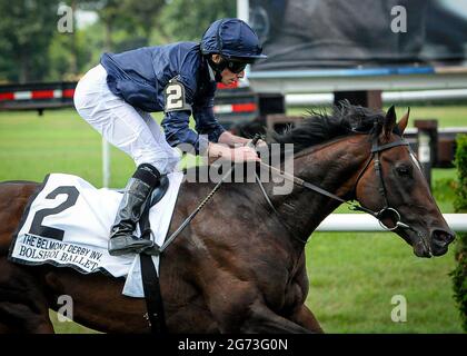 Elmont, New York, États-Unis. 10 juillet 2021. 10 juillet 2021 : le Ballet Bolchoï (IRE), monté par Ryan Moore, remporte la course 2021 du Derby de Belmont G1 au parc Belmont à Elmont, NY. Sophie Shore/ESW/CSM/Alay Live News Banque D'Images