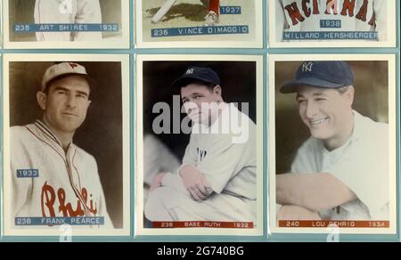 Collection de cartes de base-ball/photo anciennes, dont Babe Ruth et Lou Gehrig avec les New York Yankees dans les années 1930 Banque D'Images