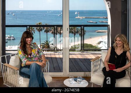 Lou Doillon participe à la conférence « Women in Motion » organisée par Kering lors du 74e Festival de Cannes, à l'hôtel Majestic, à Cannes, en France, le 10 juillet, 2021. Photo par Ammar Abd Rabbo/ABACAPRESS.COM Banque D'Images