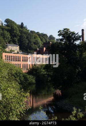 Masson Mills à Matlock Bath, dans le district de Derbyshire Peak Banque D'Images