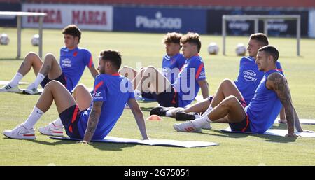 Saül Niguez (l) de l'Atletico de Madrid et Mario Hermoso pendant la session de formation. Juillet 9,2021.(ALTERPHOTOS/Atletico de Madrid/Pool) /ABACAPRESS.COM Banque D'Images