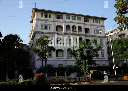 Mumbai; Maharashtra; Inde- Asie; mars; 2015 : École secondaire d'Anne, Madame Cama Road, fort, Mumbai. Banque D'Images