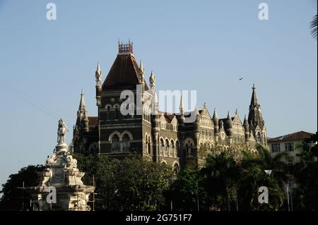 Mumbai Maharashtra Inde Asie la fontaine de flore et le bâtiment oriental est une structure patrimoniale Dadabhai Nowroji route fort Humatma Chowk Bombay Banque D'Images