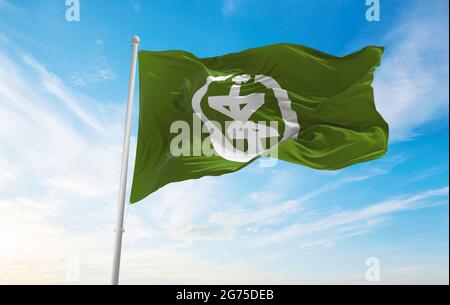 Drapeau officiel de la ville de Niigata, Niigata agitant dans le vent sur les mâts contre le ciel avec des nuages le jour ensoleillé. Japon concept patriotique. illustration 3d. Banque D'Images