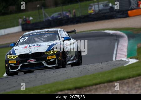 Castle Donington, Royaume-Uni. 11 juillet 2021. Century Motorsport (#57) BMW M4 GT4 conduite par Will Burns & Gus Burton GT4 Silver lors du championnat Intelligent Money British GT à Donington Park, Leicestershire, Angleterre, le 11 juillet 2021. Credit: Jurek Biegus/Alamy Live News Banque D'Images