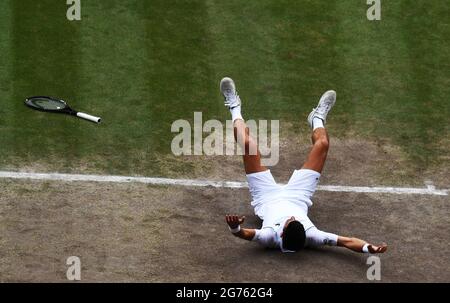 Londres, GBR. 11 juillet 2021. Championnat de Wimbledon de Londres Day13 11/07/2021 Novak Djokovic (SRB) en demi-match contre Matteo Berrettini (ITA) crédit: Roger Parker/Alay Live News Banque D'Images