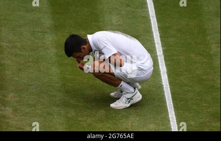 Londres, GBR. 11 juillet 2021. Championnat de Wimbledon de Londres Day13 11/07/2021 Novak Djokovic (SRB) en demi-match contre Matteo Berrettini (ITA) crédit: Roger Parker/Alay Live News Banque D'Images