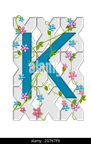 Alpha K dans l'ensemble d'alphabet 'Garden Trellis' est suspendu sur un jardin blanc Trellis et a des vignes et des fleurs qui poussent autour et à travers lui. Banque D'Images