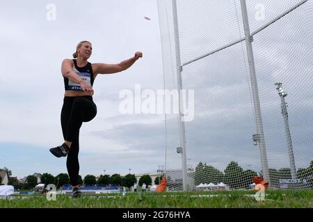 Sauteville les Rouen, Normandie, France. 11 juillet 2021. RACHEL DINCOFF (Etats-Unis) en action pendant le concours de lancement de discus de la rencontre de l'athle Pro Tour à Sotteville les Rouen au City Stadium - Sotteville les Rouen France crédit: Pierre Stevenin/ZUMA Wire/Alay Live News Banque D'Images