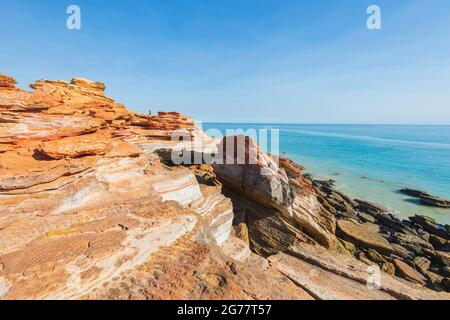 Pittoresques falaises rouges de Pindon le long de la côte à la célèbre pointe de Gantheaume, Broome, Australie occidentale, Australie occidentale, Australie occidentale Banque D'Images