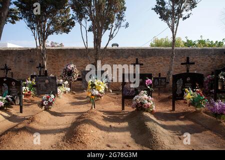 Cimetière, El Pilar la Mola, Formentera Banque D'Images