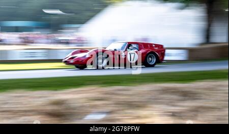 1962 Ferrari 250 GT SWB 'Bread van' est entré par Niklas Halusa, et conduit par Emanuele Pirro, dans le Goodwood Festival of Speed 2021 à Goodwood House, West Sussex, le 9 juillet 2021. Photo de Phil Hutchinson. Utilisation éditoriale uniquement, licence requise pour une utilisation commerciale. Aucune utilisation dans les Paris, les jeux ou les publications d'un seul club/ligue/joueur. Crédit : UK Sports pics Ltd/Alay Live News Banque D'Images