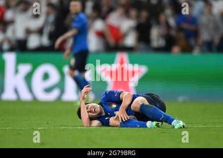 Londres, Royaume-Uni. 11 juillet 2021. Federico CHIESA (ITA), blessé, blessé. Final, match M51, Italie (ITA) - Angleterre (ENG) le 07/11/2021 à Londres/Wembley Stadium. Football Euro 2020 de 11.06.2021 à 11.07.2021. Photo; Marvin Guengoer/GES/Pool via Sven Simon Fotoagentur GmbH & Co. Photo de presse KG # Prinzess-Luise-Str. 41 # 45479 M uelheim/R uhr # Tél 0208/9413250 # Fax. 0208/9413260 # GLS Banque # BLZ 430 609 67 # compte 4030 025 100 # IBAN DE75 4306 0967 4030 0251 00 # BIC GENODEM1GLS # www.svensimon.net. Credit: dpa Picture Alliance/Alay Live News Banque D'Images