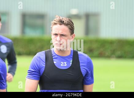 Tranent, Ormiston, East Lothian.Scotland. Royaume-Uni .12 juillet 21 Scott Allan session de formation Hibernian pour le match amical contre Arsenal crédit: eric mccowat/Alay Live News Banque D'Images