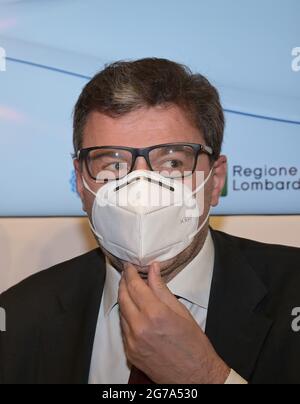 Milan, Italie. 12 juillet 2021. Milan, Italie LE projet MIND Sinergie Per Innovare en Lombardie sera suivi par le ministre Giancarlo Giorgetti (développement économique), le président de la région Lombardie, Attilio Fontana, le conseiller régional Stefano Bolognini (Metropolitan City Development, Youth and communication) et le président d'Arexpo, Young Azzone. Dans la photo: Giancarlo Giorgetti Ministre du développement économique crédit: Agence de photo indépendante/Alamy Live News Banque D'Images