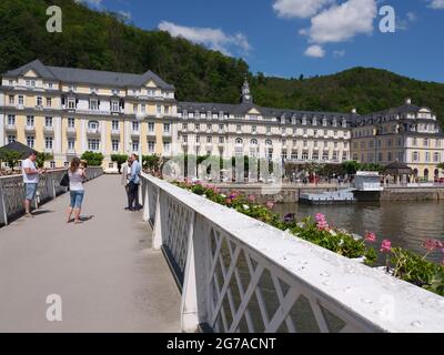 Kurhaus, Kursaal, hôtel, bains, rivière Lahn, Clients du spa, pont, Bad EMS, Rhénanie-Palatinat, Allemagne Banque D'Images